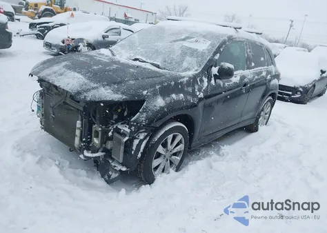 2014 Mitsubishi Outlander Sport Es z USA, uszkodzony, nr VIN 4A4AP3AU4EE026462